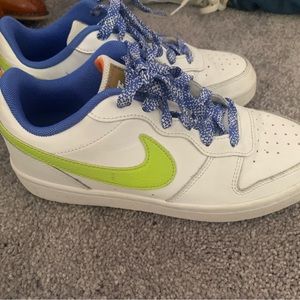 kids nike court shoes